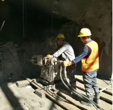 晴隆水下抗分散灌浆料特点 水下不分散注浆料介绍